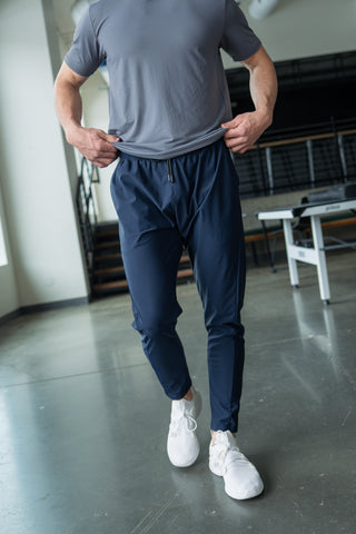 Alyth Active Grit V2 Pant in Dark Olive - Women's Running Pants Detail View